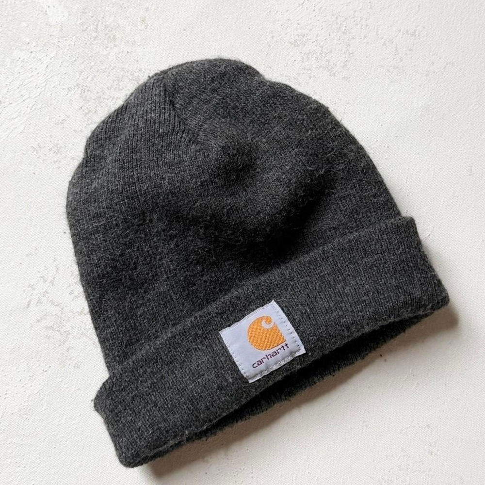 Carhartt Gray Beanie Y2K Workwear Streetwear Fall Winter Outfit